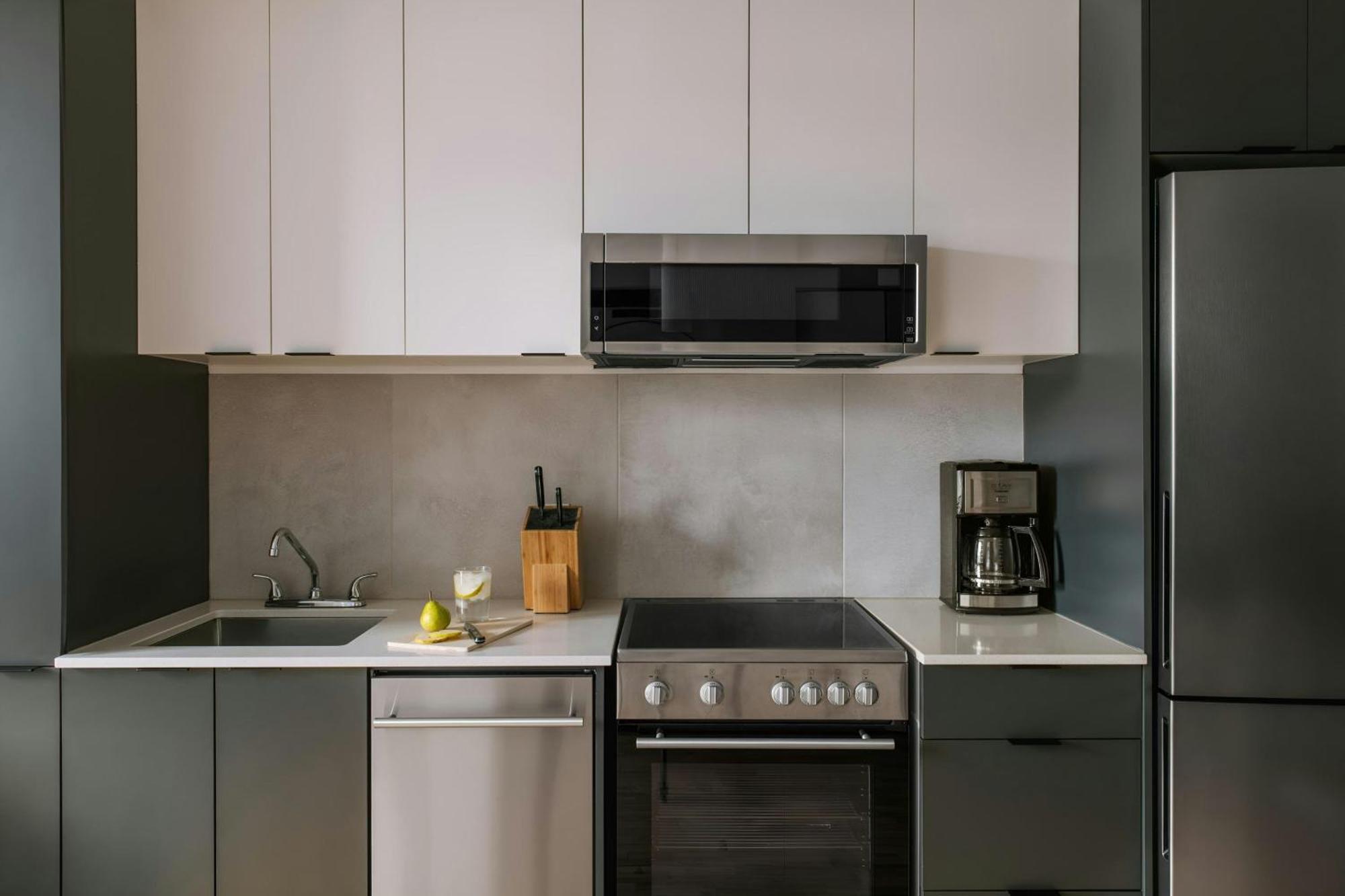 Sonder By Marriott Bonvoy Le Victoria Apartments Old Montreal — Photos 1